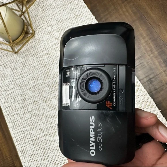 Olympus Stylus Classic Black film Camera 35mm F3.5 lens - Picture 2 of 5